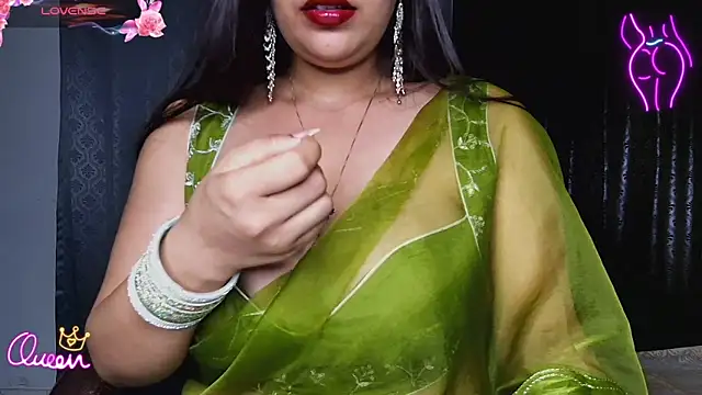 MISSNASHA69X Adlı Modelin Canlı XXX Sohbeti