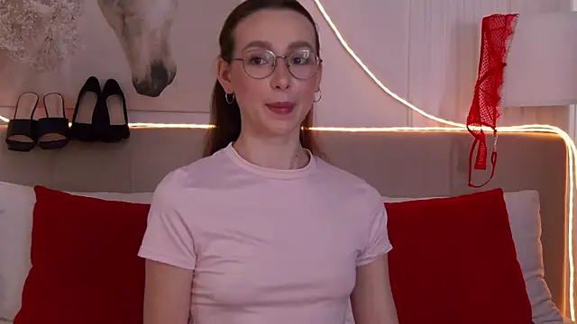 Emily_Simon Live XXX Chat