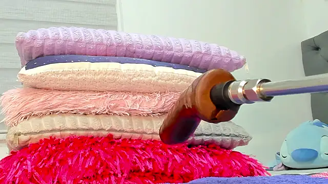 Elizabeth_18_: онлайн-секс-чат