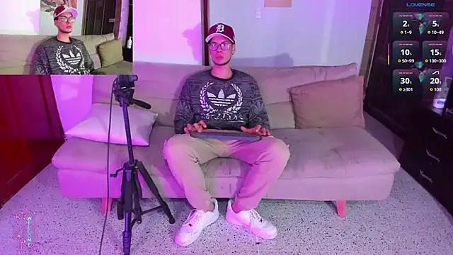 Vlad__night live XXX chat