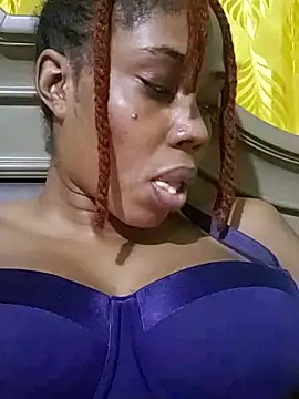 HONEYSWEETS_LIVE Adlı Modelin Canlı XXX Sohbeti