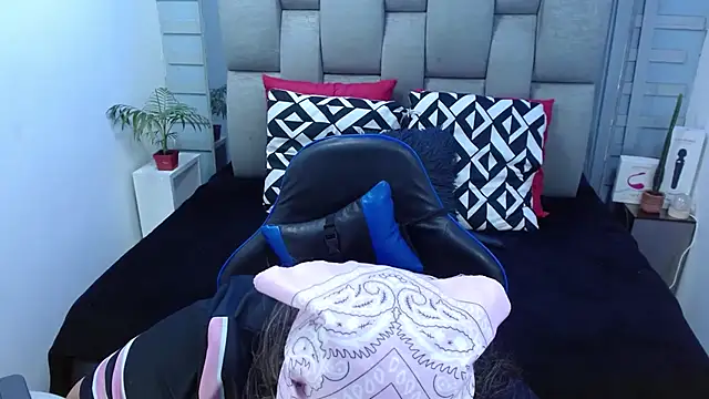 Chat XXX en directo de evelin_zaens