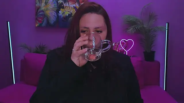 Chatroom XXX en direct de Hennessy_bunny