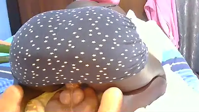 SpiceySnack Show in webcam