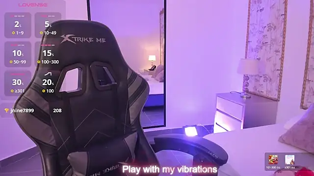 rubby_grundy live XXX chat