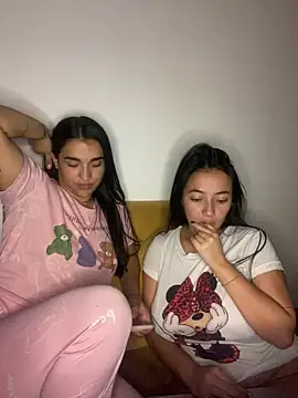 JulietaRiios 웹캠 쇼