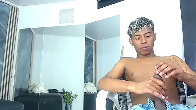 Chat +18 de TonnyMarck ao vivo