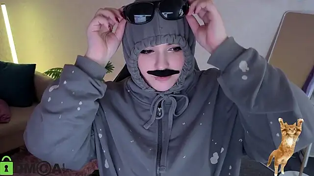 Mia_R0ss Chat XXX in diretta