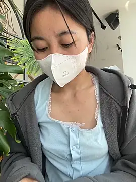 Chatroom XXX en direct de Lami_Mi