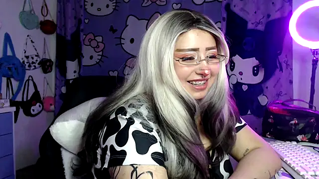 lussyevans24's Live XXX Chat