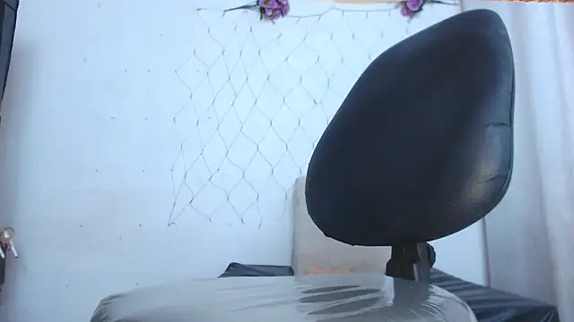 valeriasquirt's Live XXX Chat