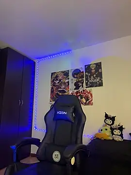 Chatroom XXX en direct de Hinatamoon_