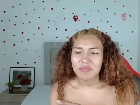 Naya__foxのライブXXXチャット