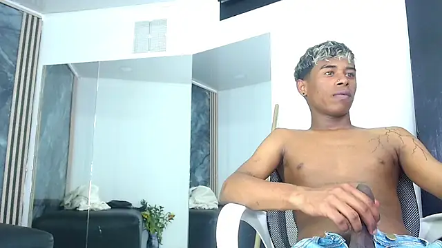 TonnyMarck Chat XXX live