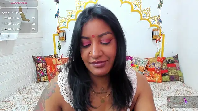 LadyNahir 现场XXX聊天