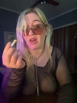 Chatroom XXX en direct de Granlady7