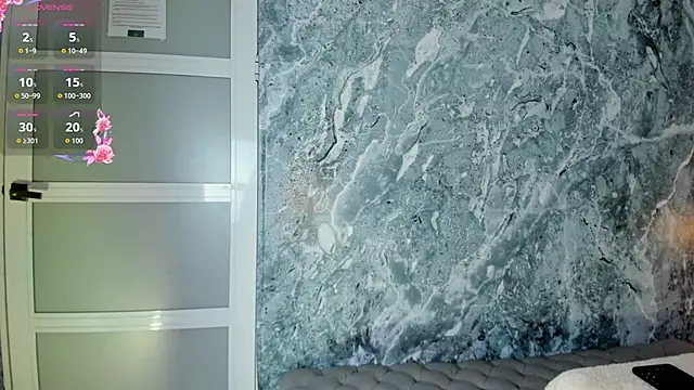 LucyLovelyyのライブXXXチャット