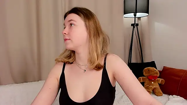 MaraaSwan Webcamshow