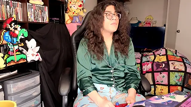 ShinyCherub: онлайн-секс-чат