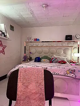 lucianaroy: απευθείας συνομιλία ΧΧΧ