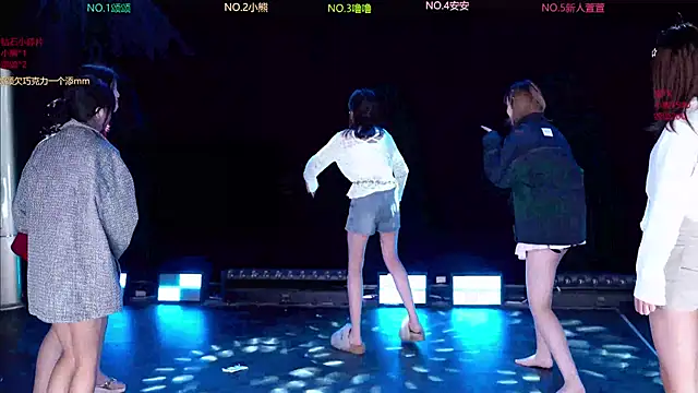 prettygirls-001 Show Webcam