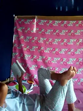 sweet_caroline6969 Pertunjukan Webcam