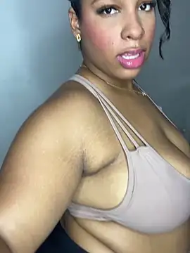 NataliaMillers élő XXX-chatje