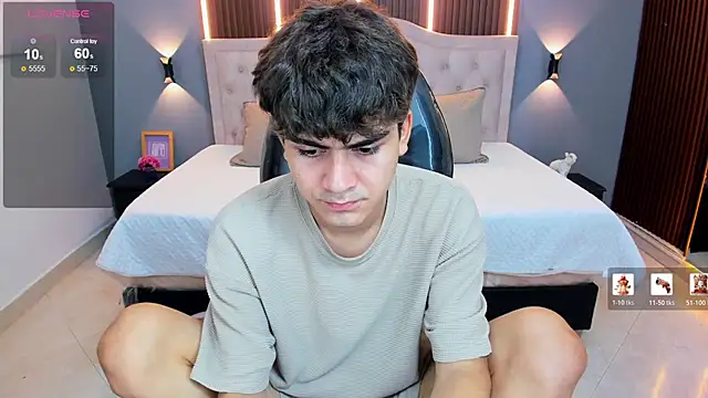 Chatroom XXX en direct de Tommy18__