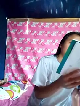 sweet_caroline6969 Pertunjukan Webcam