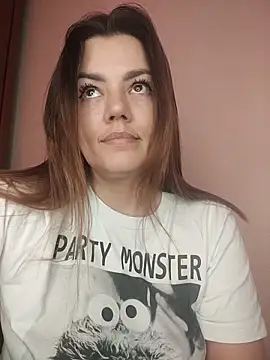 แชท XXX สดของ KrissSexi