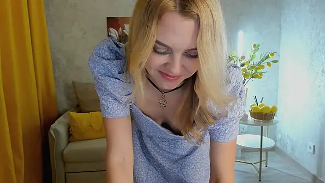 LunaFlinn 现场XXX聊天