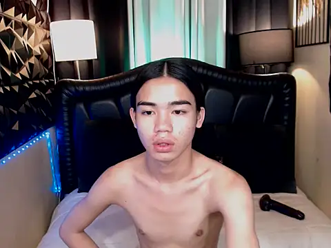 KatalunaBrown's Live XXX Chat