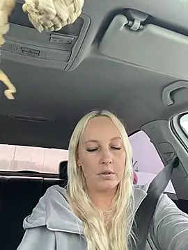 MerlinDaven Live XXX chat