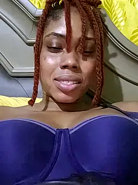 Chat XXX en directo de HONEYSWEETS_LIVE