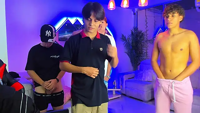 Show de Houseofwarrios na webcam