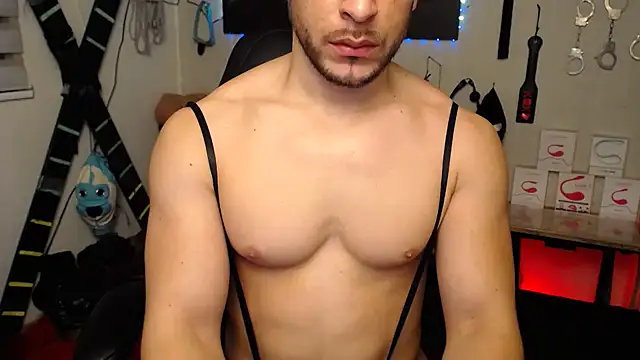 bayronfit Adlı Modelin Canlı XXX Sohbeti