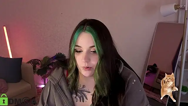 Mia_R0ss Adlı Modelin Canlı XXX Sohbeti