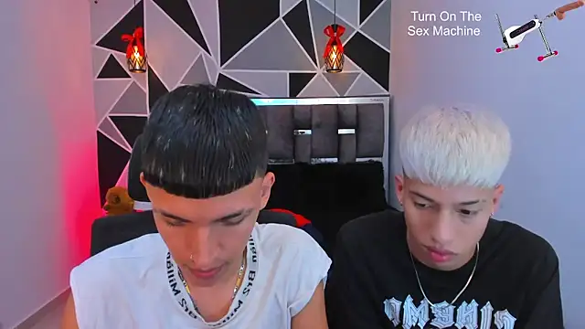 Juan_Nd_Steven – Naživo XXX chat