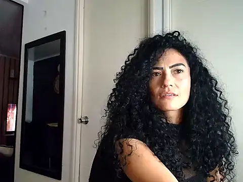 Koral369 Adlı Modelin Canlı XXX Sohbeti