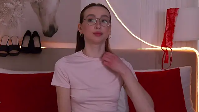 دردشة Emily_Simon الجنسية المباشرة