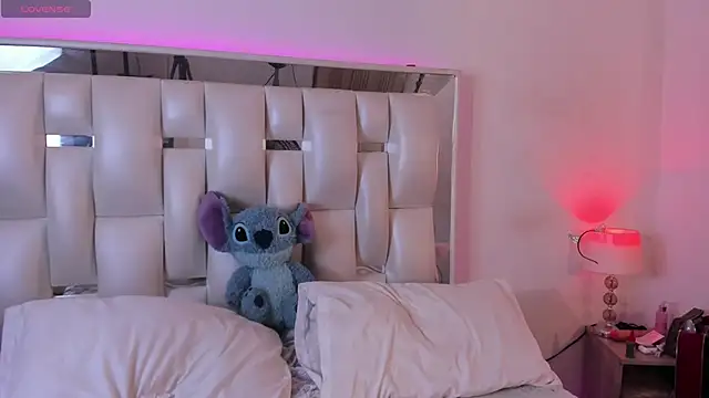 Darlyn_tenderhot__ Live XXX-Chat