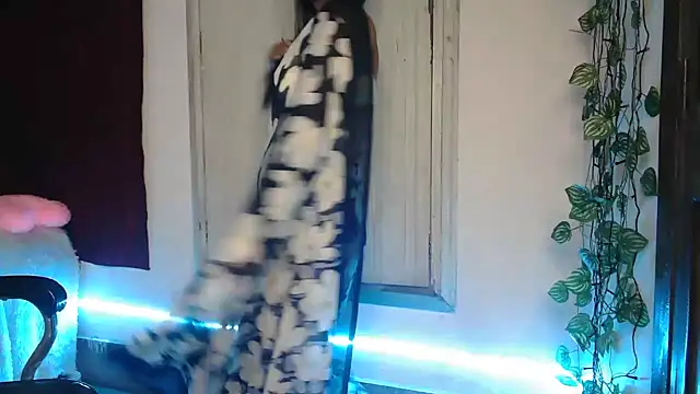 Cute-Hazeln Live XXX chat