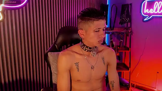 Chat +18 de Maximoking26 ao vivo