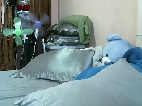 im_your_secret élő XXX-chatje