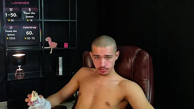 دردشة KaydenDrew الجنسية المباشرة