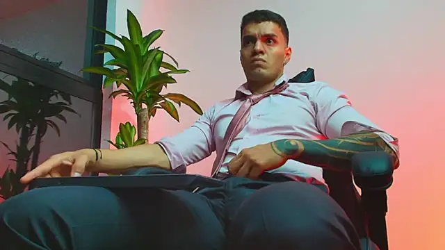 ALPHA_DOMINUS_n Live XXX chat