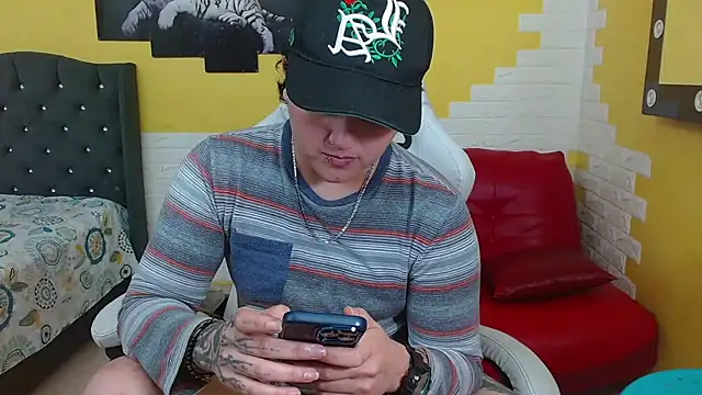 Онлайн чат XXX isabeautyx19