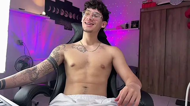 Kisan_Smith's Live XXX Chat