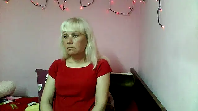 sakura_blonde élő XXX-chatje