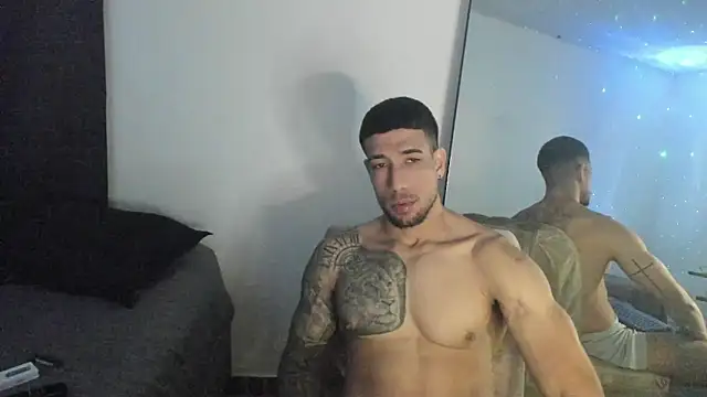 ThiagoLugo's Live XXX Chat